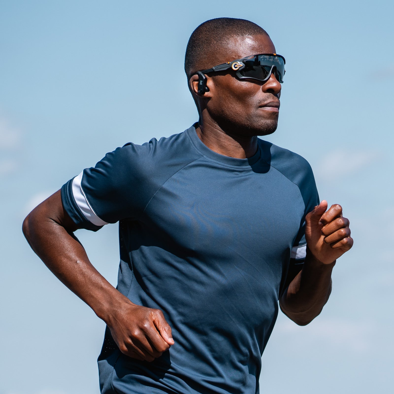 MiiBUDS ACTIVE GO + Trådlös Laddare